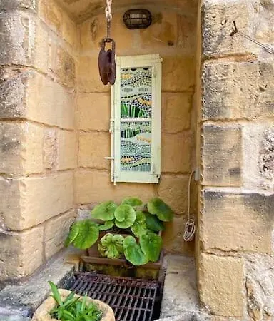 Σπίτι διακοπών Mandy - An Authentic 400 Year Old Gozo
