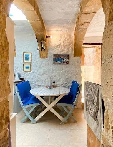 Mandy - A Quaint In Gozo Case de vacanță Ta' Abram