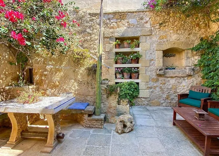 Mandy - A Quaint In Gozo Case de vacanță Ta' Abram